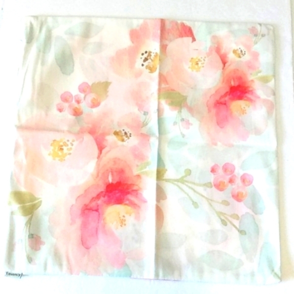 EMVENCY Floral Accent Throw Pillow Covers 2 Piece Set NWOT - Picture 6 of 7